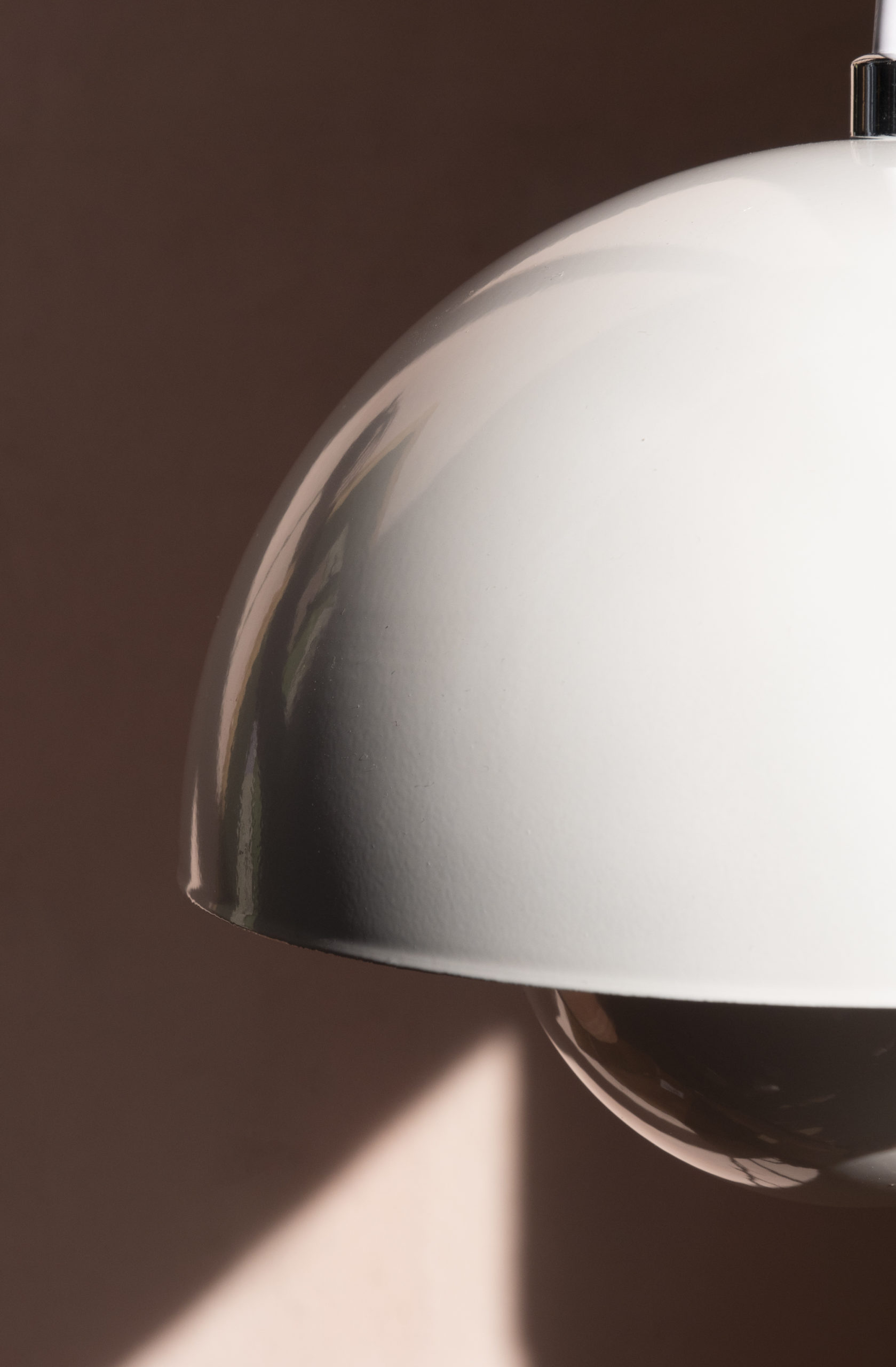 white lamp 2