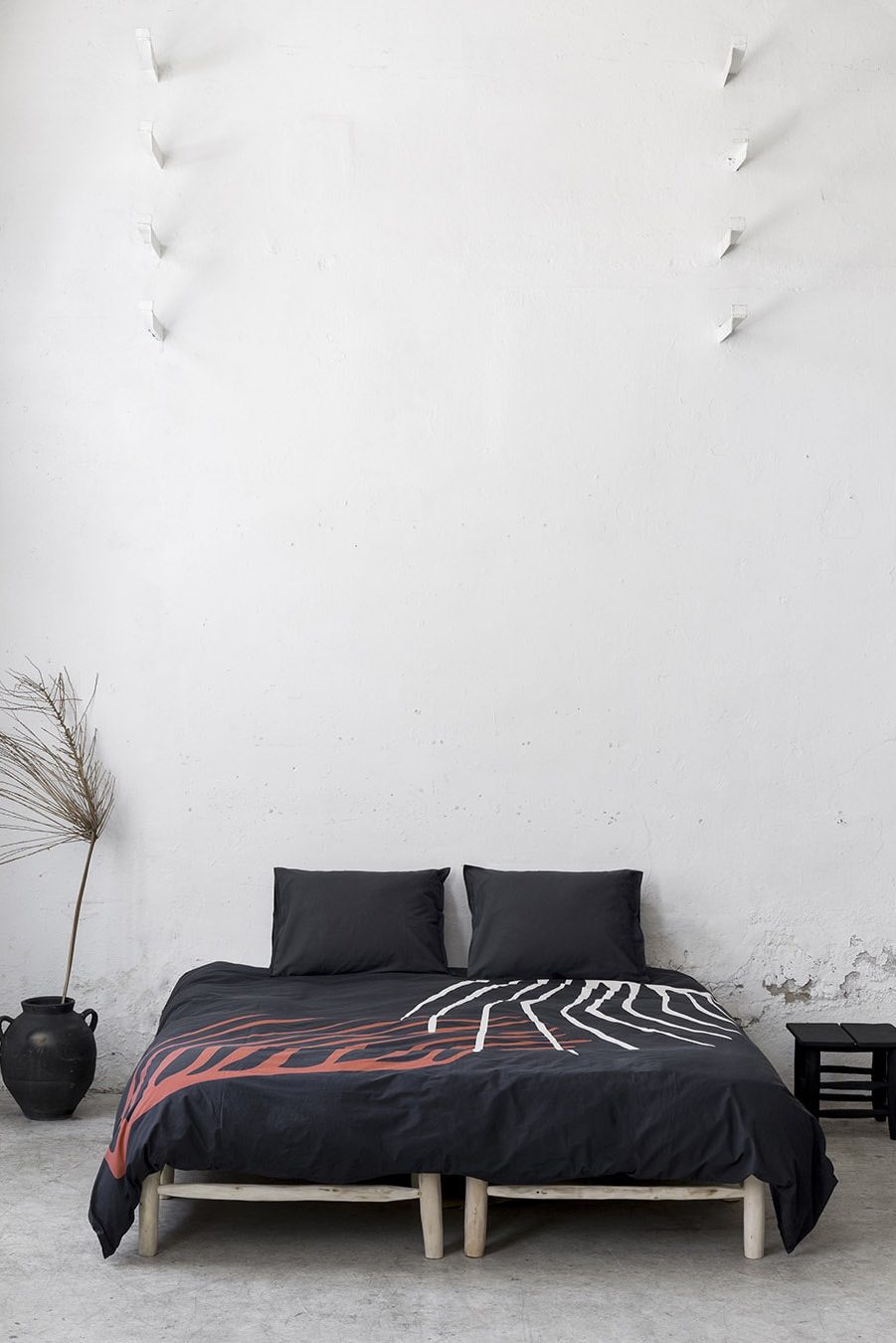Aliiot_02_ROOM-min